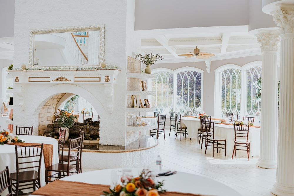 Colonnade Lounge Seating